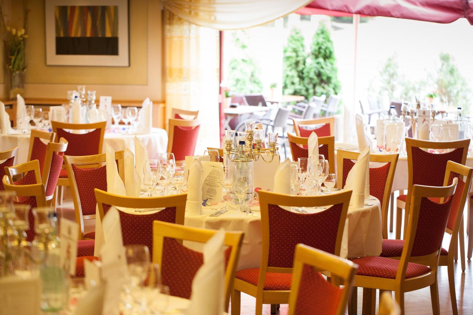 Hotel Restaurant Zur Post Лофельден Экстерьер фото